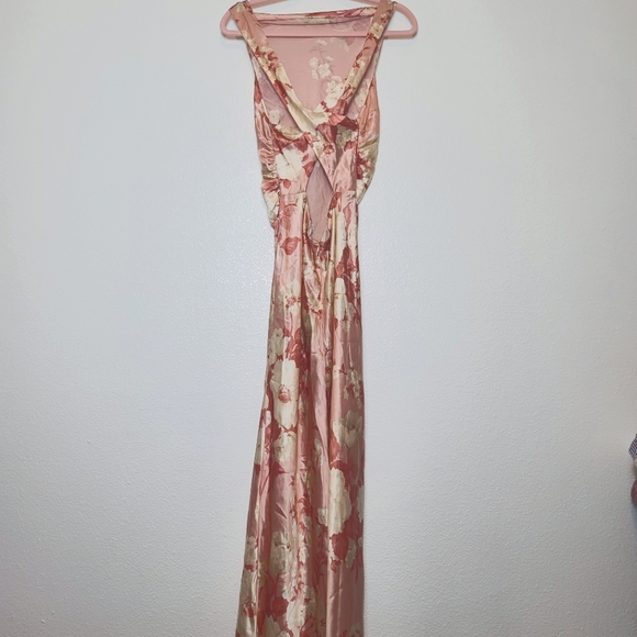 NWT Reformation Casette Silk Dress in Bellini Size 10 - Picture 10 of 11